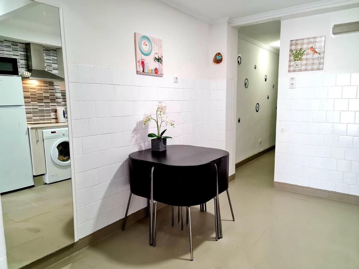 Comodo Apartamento Cerca Del Mar ซานตาโปลา ภายนอก รูปภาพ