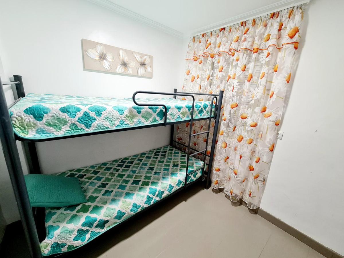 Comodo Apartamento Cerca Del Mar ซานตาโปลา ภายนอก รูปภาพ